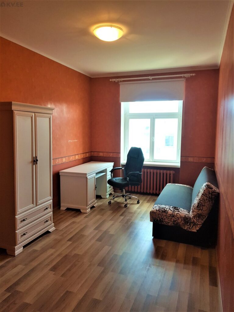 Ülikooli 1 Rental Rooms – 2