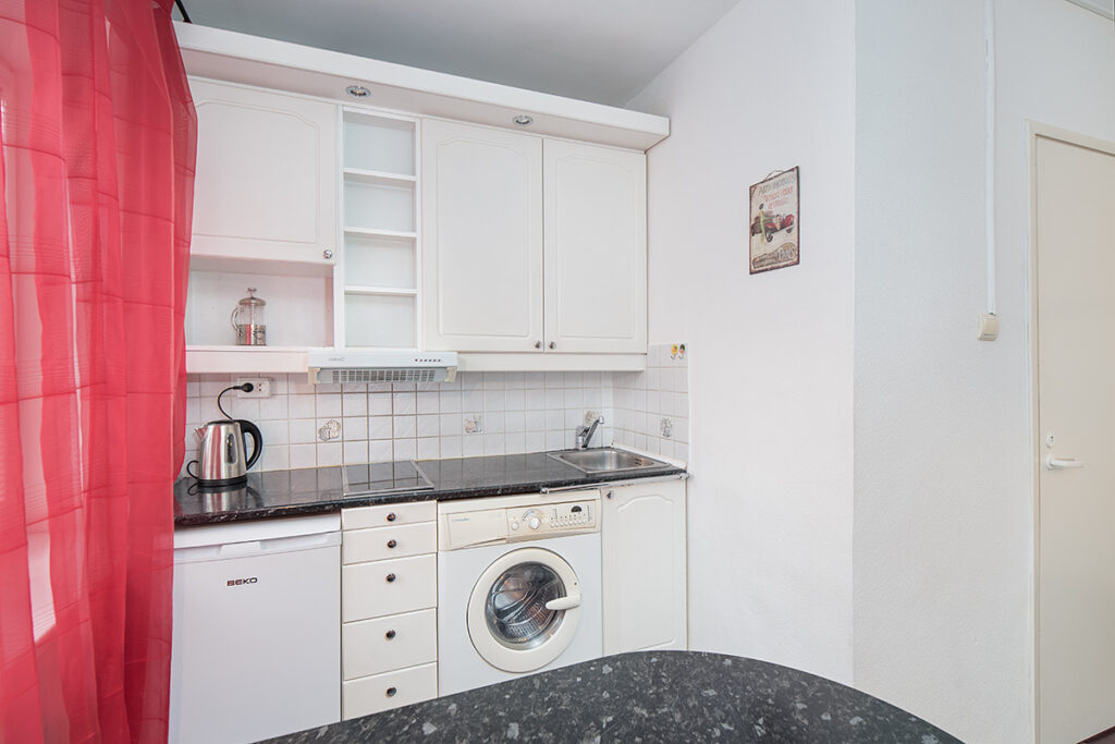 Majaka 28 One-Bedroom Apartment – 13
