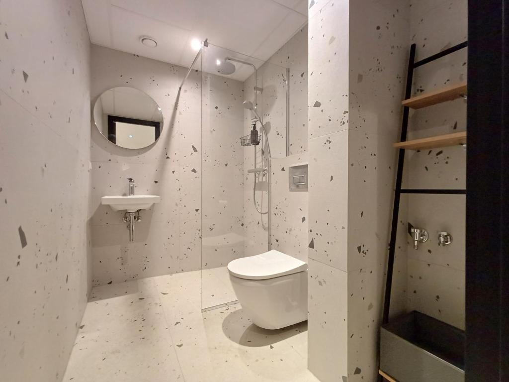 Luise Luxe Suites – 17
