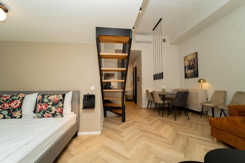 Luise Luxe Suites – 25
